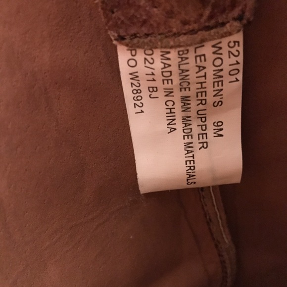 Boots - Picture 4 of 5