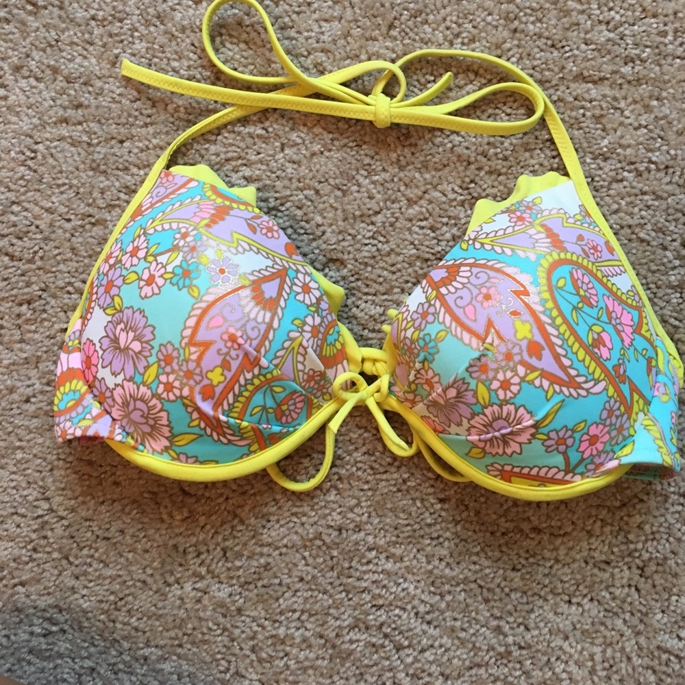 Victoria Secret Swim Suit Top