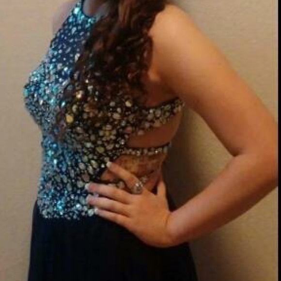 Navy blue, backless Prom Dresss. - Picture 1 of 3