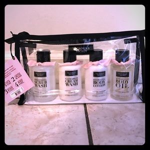 Victoria's Secret Ultimate Moisture To Go