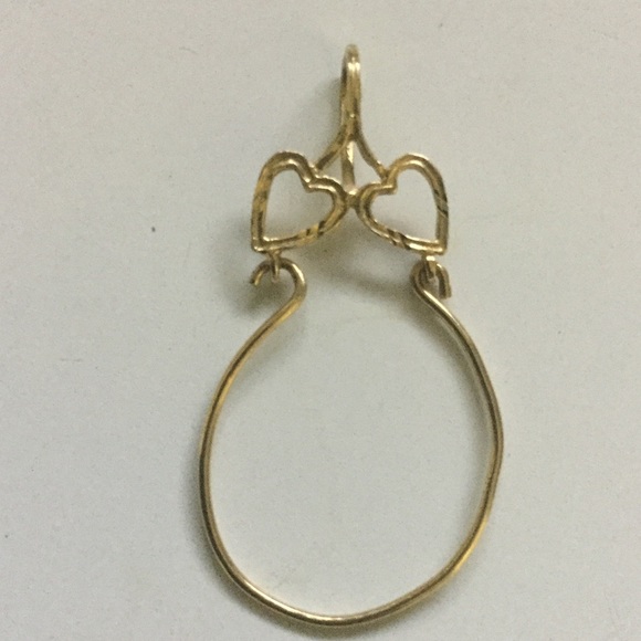 Jewelry - 14k gold charm holder pendant