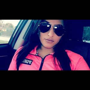 Meet your Posher, Tamara