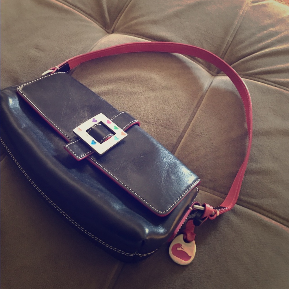 Dooney and Bourke black leather handbag