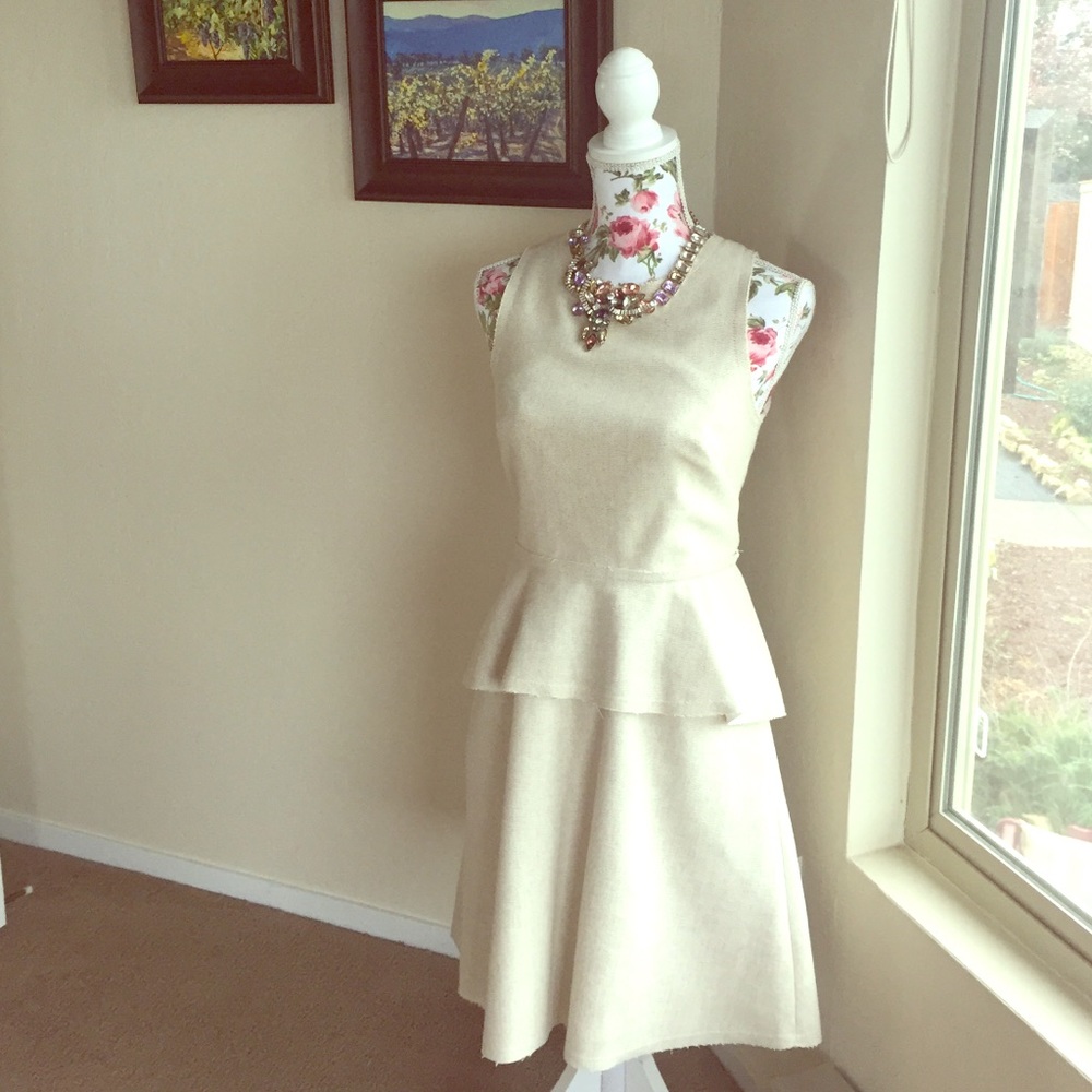 NWOT Banana Republic Linen Fit & Flare Dress- Sz 4