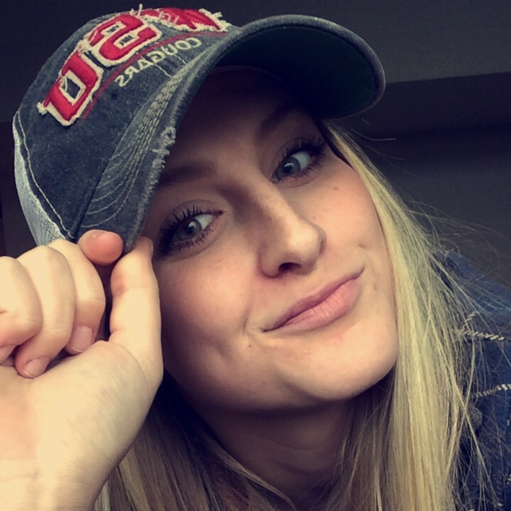 Meet your Posher, Julia