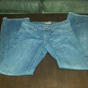 Ladies/juniors size 27 jeans.