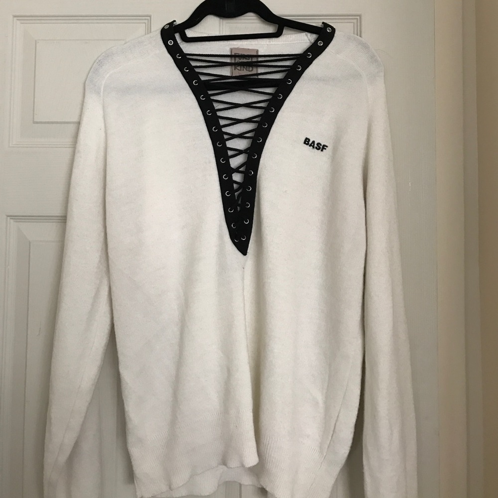 LF VINTAGE LACEUP SWEATER (cashmere)
