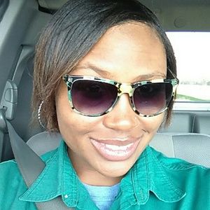 Meet your Posher, Erica