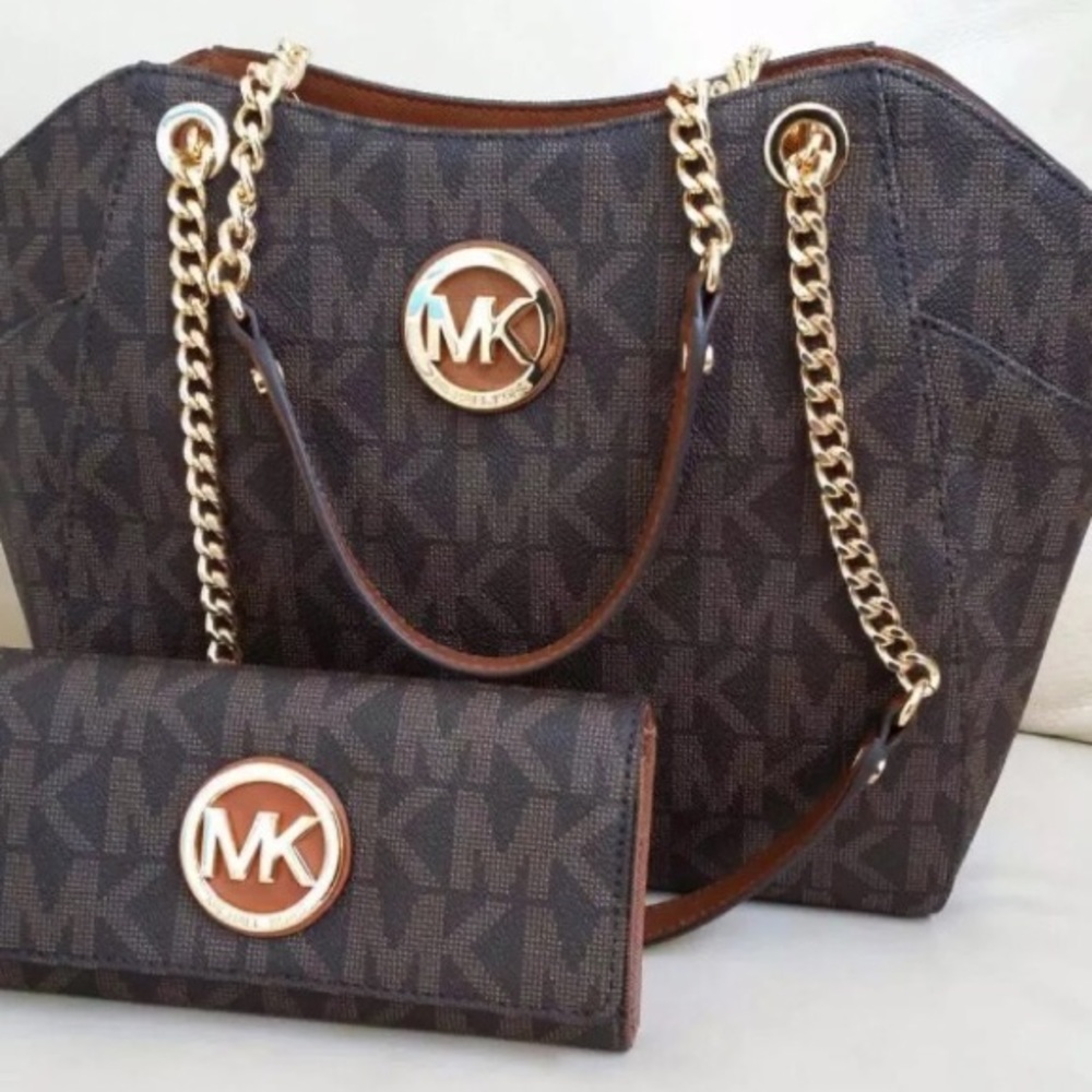 Michael Kors Tote - Picture 2 of 4
