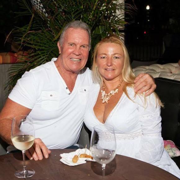 Meet your Posher, Lisa - Picture 2 of 2