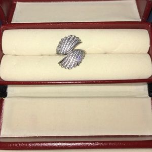 Majestic Feathers Ring