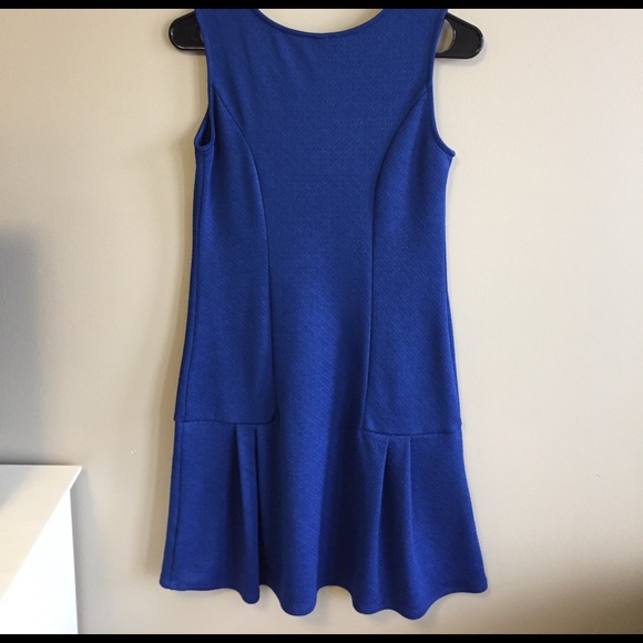 Business dress - Picture 2 of 2