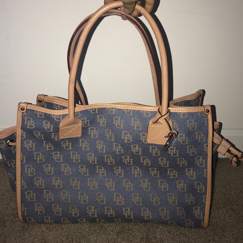 100% authentic Donney & Bourke Hangbag