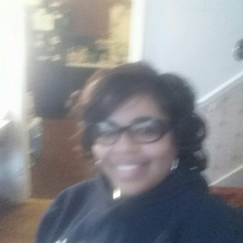 Meet your Posher, Lacosta