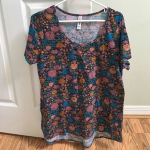 Lularoe floral and stripe Classic T- size XL