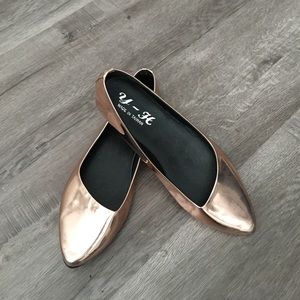 Rose Gold Metallic Pointed Toe Flats