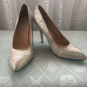 BETSEY JOHNSON Champagne Fabric/Iridescent Heels