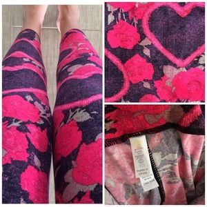NWOT Lularoe Valentines Leggings
