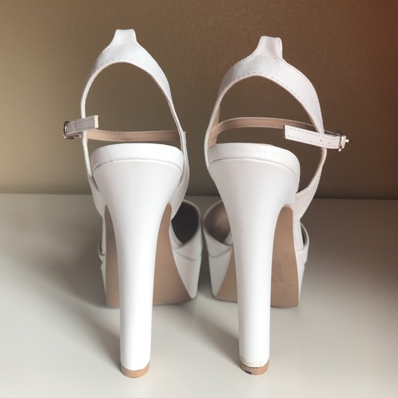 🌟Charlotte Russe Platform Pumps Size 9💫 - Picture 4 of 6