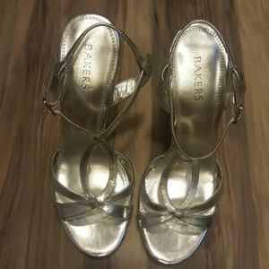 Bakers Shoes - Bakers Silver Metallic Heels Bakers Shoes - Bakers Silver Metallic Heels