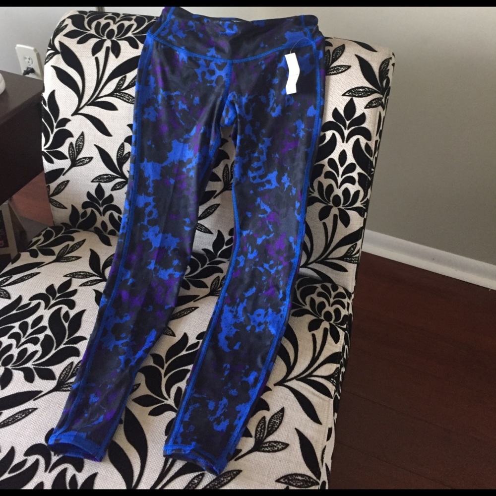 NWT active leggings