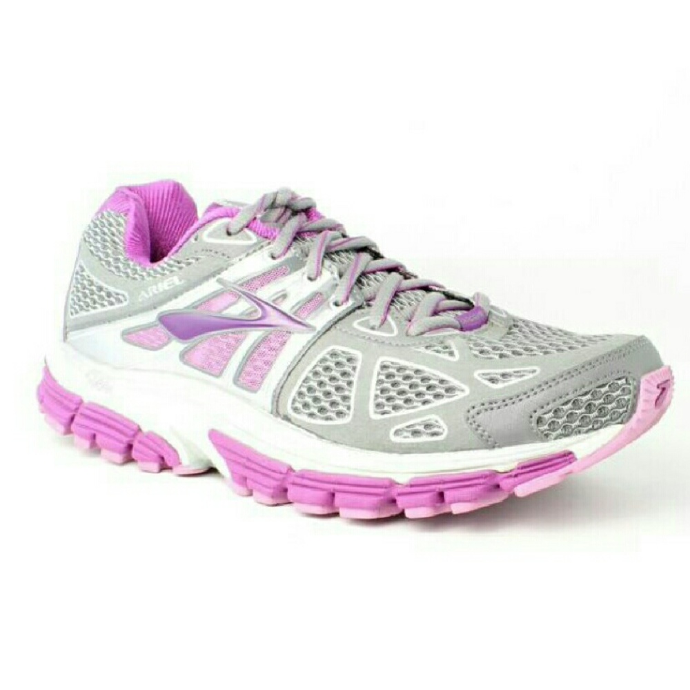 Brooks Ariel 14 Women's Size 11 2E (Extra Wide)