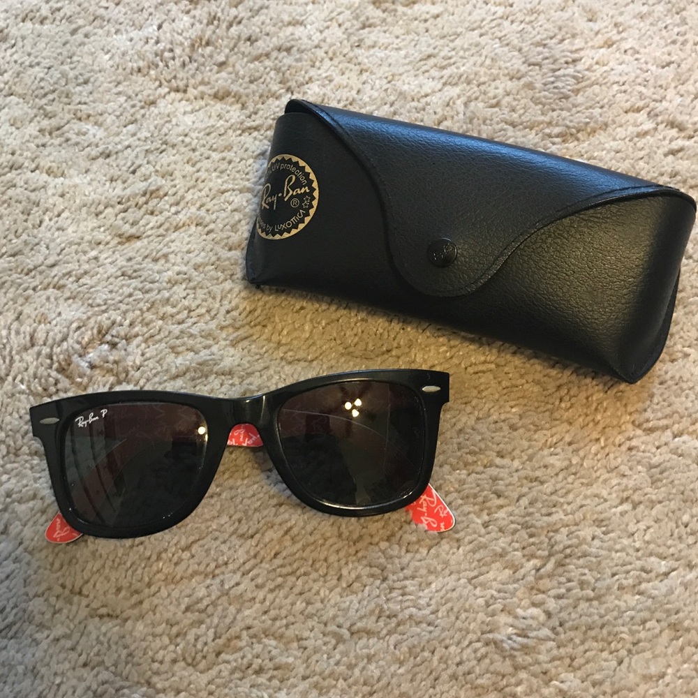 Rayban original wayfarer sunglasses: Polarized