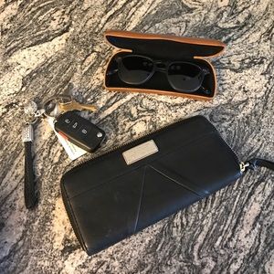 MARC BY MARC JACOBS ZIP AROUND WALLET