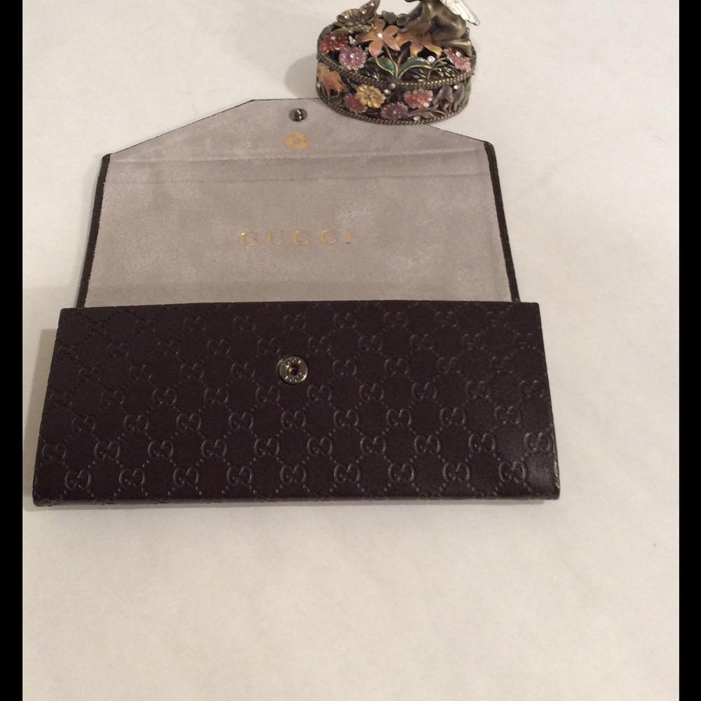 Gucci Eyeglass case trifold style