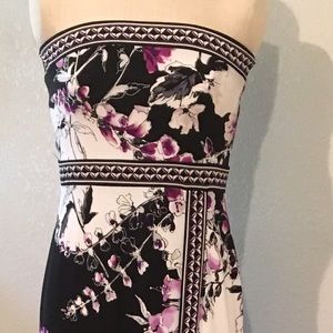 Beautiful full length sleeveless dress.