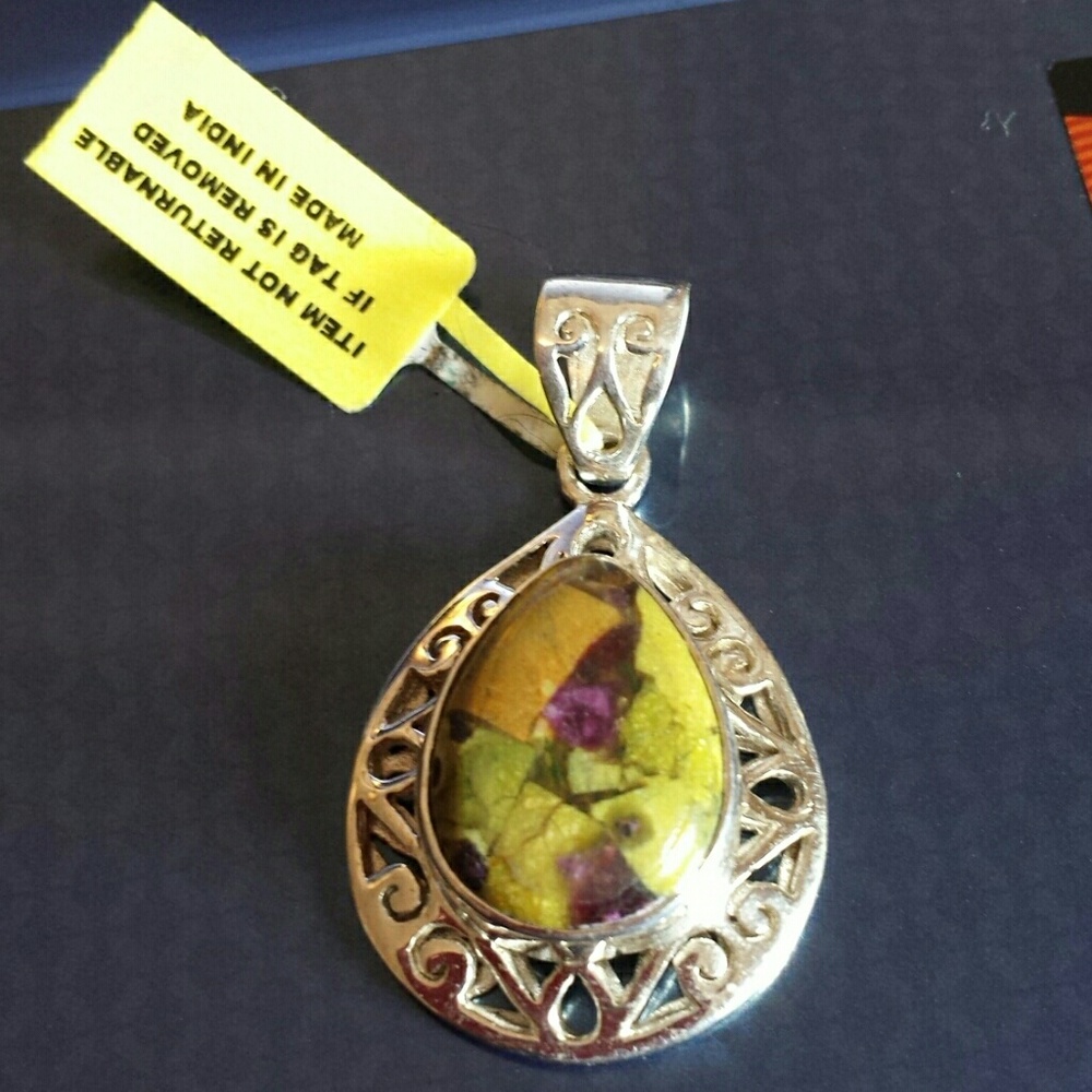 Tasmanian Stichtite Pendant