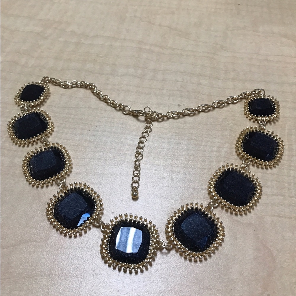 Francesca's navy necklace