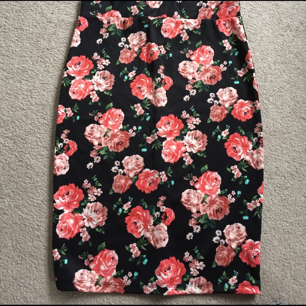 Floral print pencil skirt