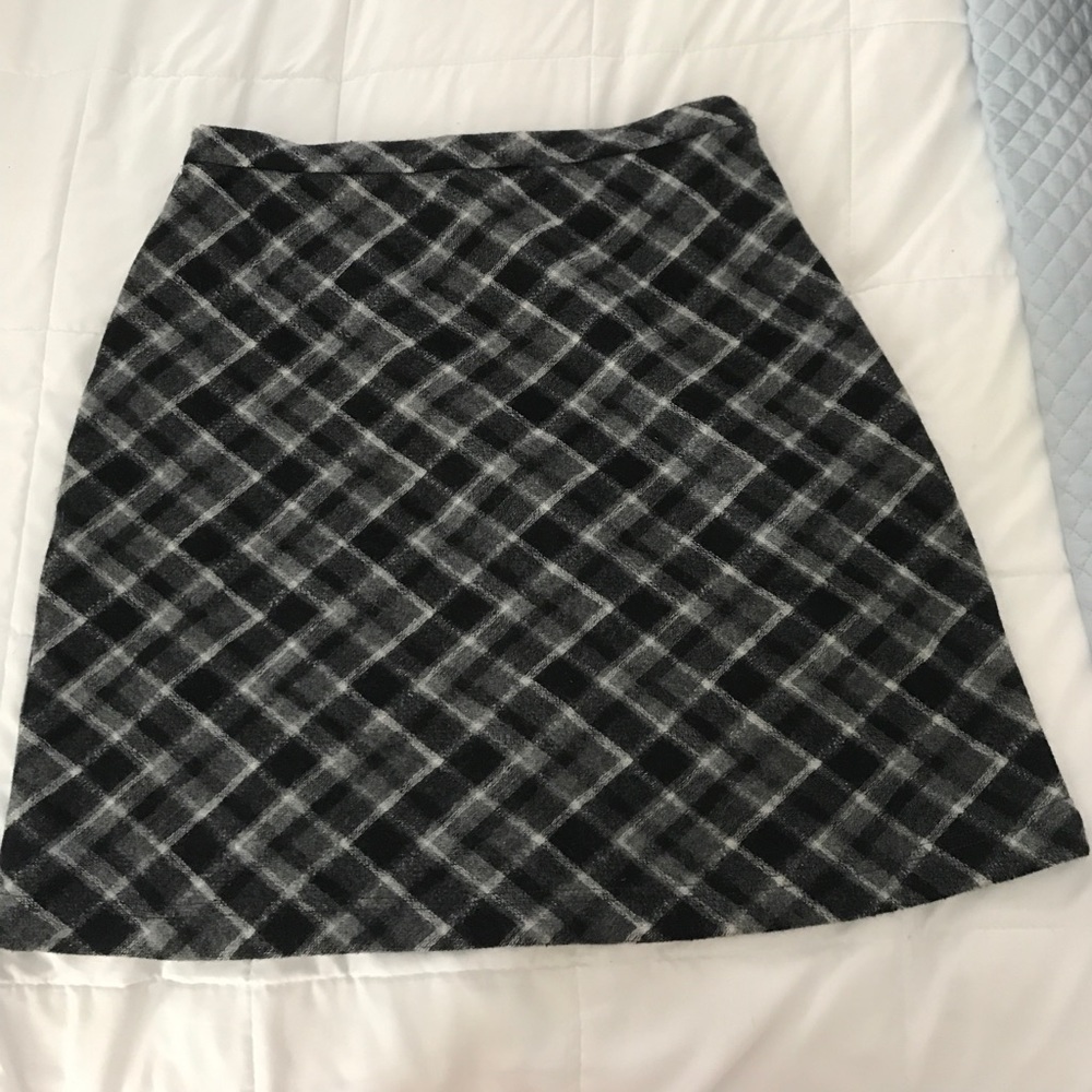 Wool 19inch long mini skirt