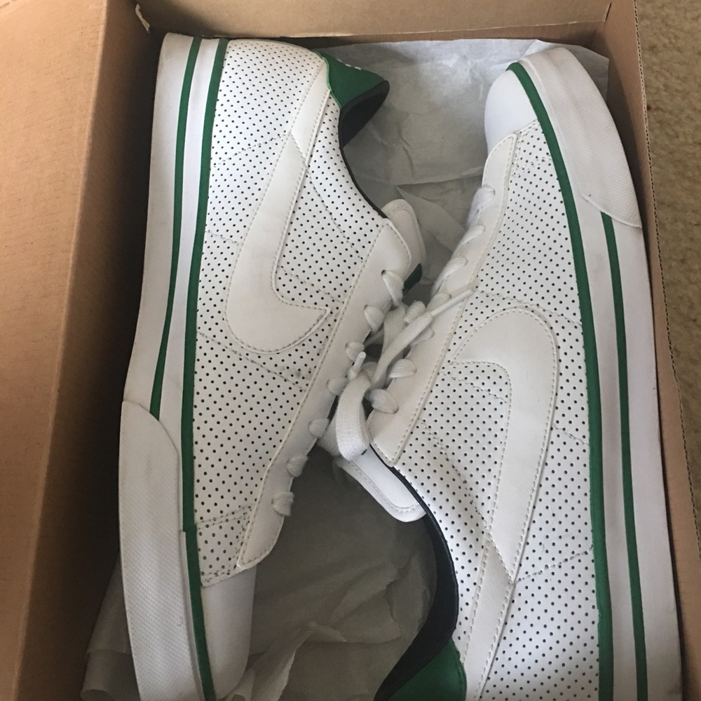 Men's Nike Sweet Classic Shoes