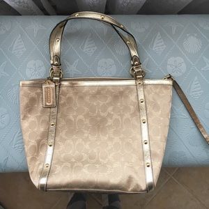 COACH LIMITED EDITION Gold Holiday Handbag