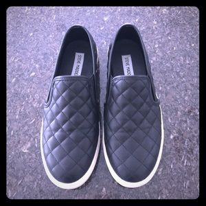 Steve Madden Ecentrcq Sneaker- women's 7