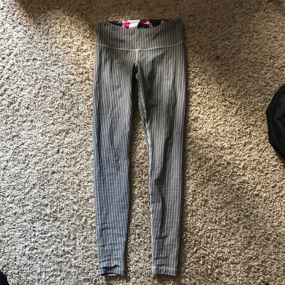 lululemon athletica Pants - Lululemon leggings