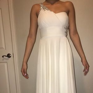 Prom gown