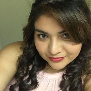 Meet your Posher, Beatriz