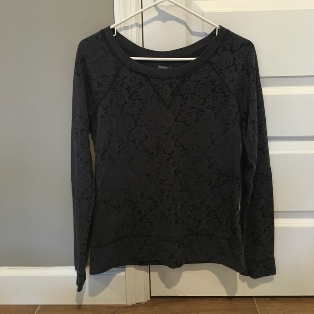 Aerie long sleeve shirt