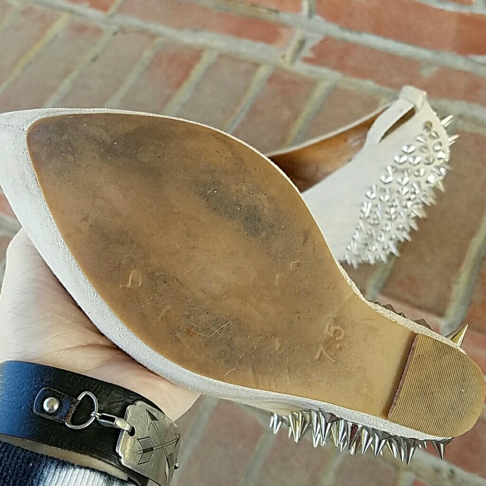 Wonderful nude Aubrey spiked wedges, light wear! - Picture 3 of 4