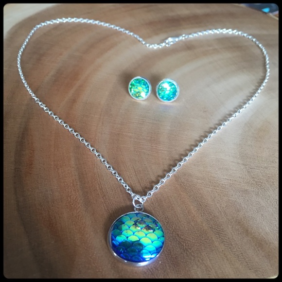 Jewelry - Mermaid Scale Necklace and Studs