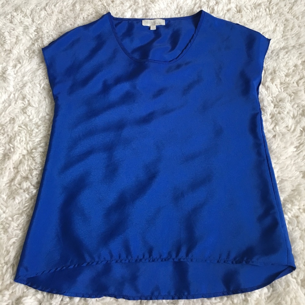 Royal blue top