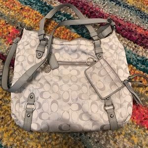 Coach cross large body with ID holder