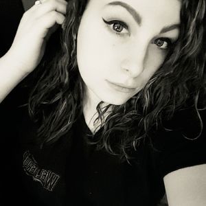 Meet your Posher, Khloe'e