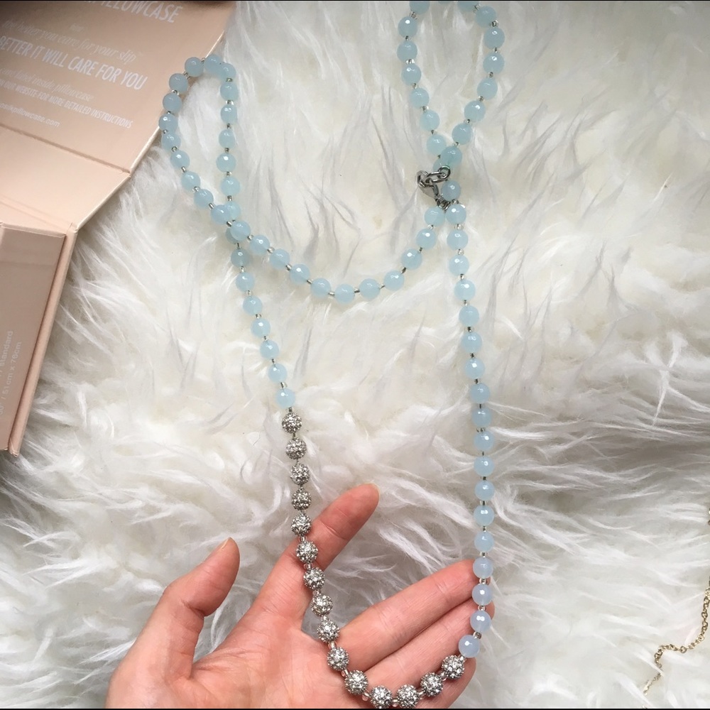 Ann Taylor necklace long like new