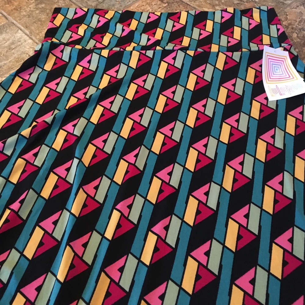 NWT LuLaRoe Azure Skirt