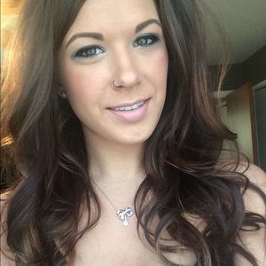 Meet your Posher, Katelynn