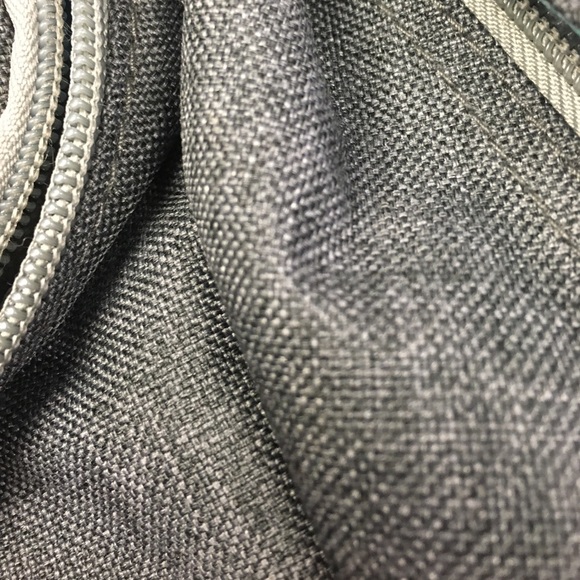 Meet your Posher, Carlos - Picture 1 of 1